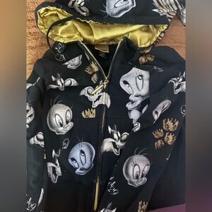 Black and Gold Vintage Y2K Looney Toones LOT29 hoodie with gold trim. 2000s